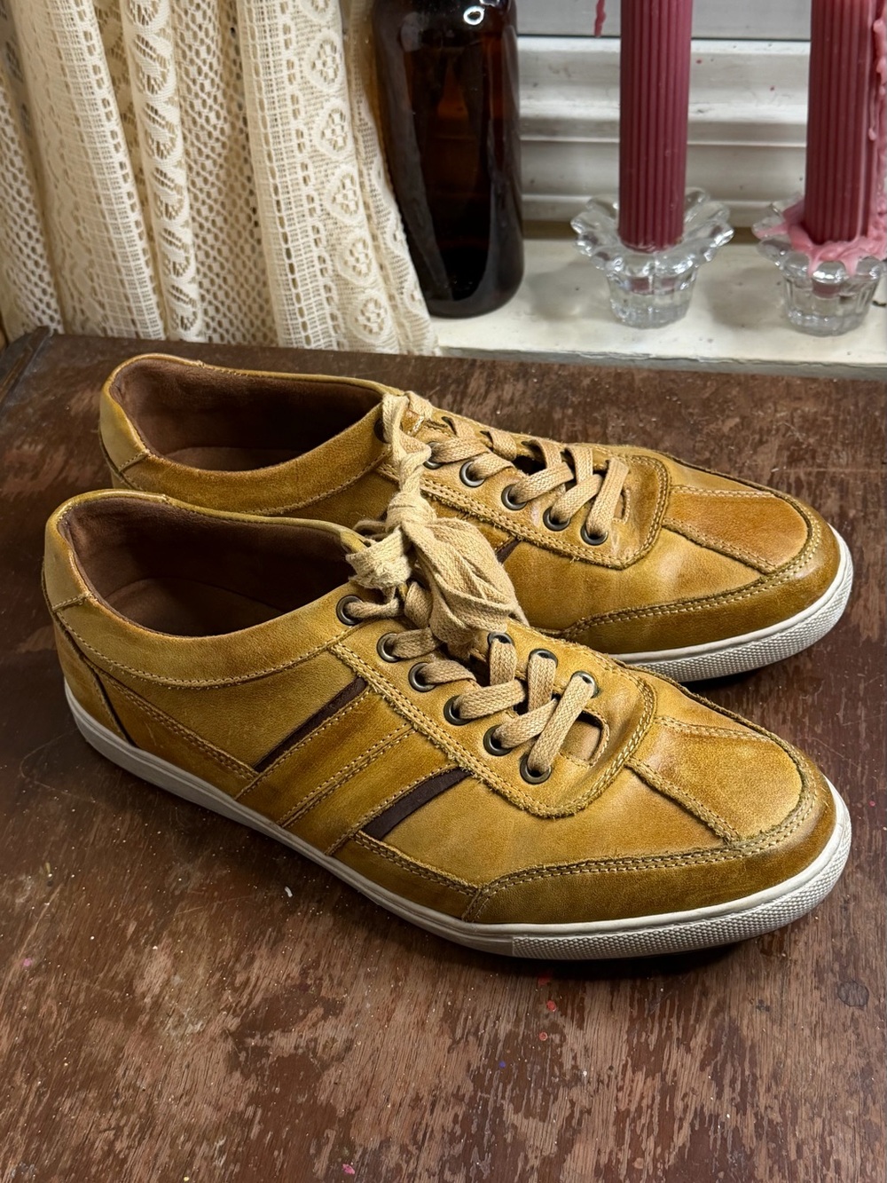 Kenneth Cole Reaction Men's Size 9.5 Tan Leather Low Top Sprinter Sneaker